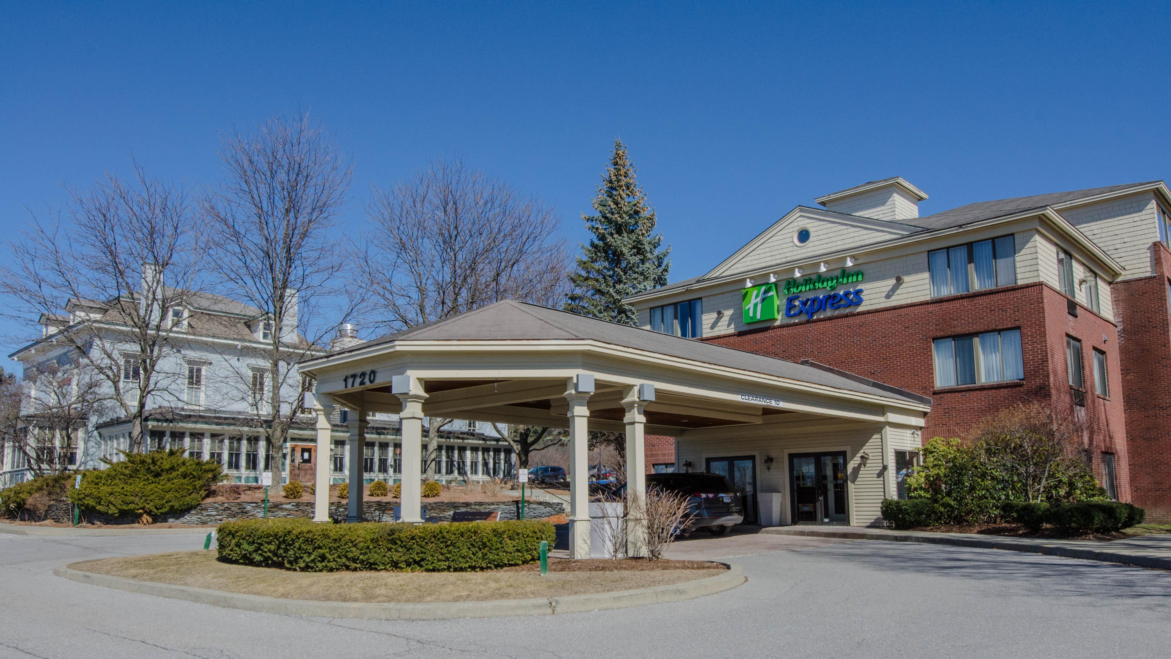 南伯灵顿快捷假日酒店 外观 照片